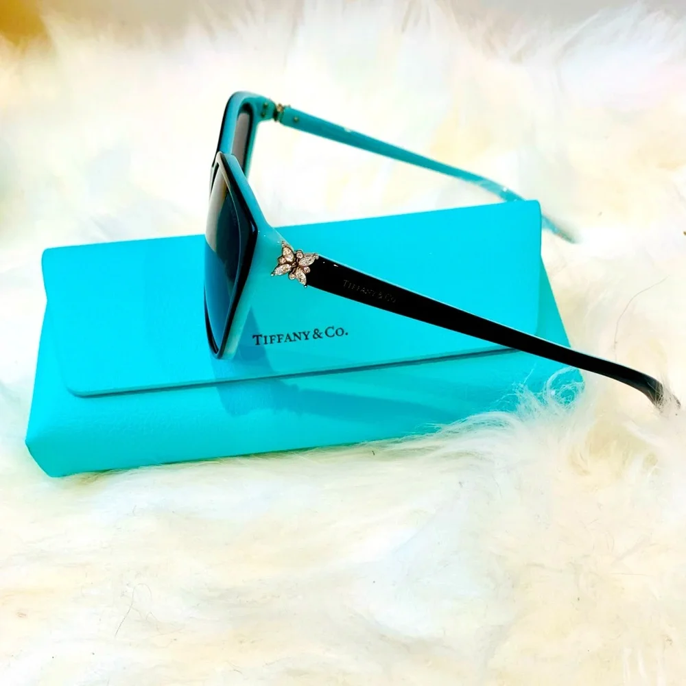TIFFANY & CO. AUTHENTIC SUNGLASSES 4089B CAT EYE SHAPE CRYSTAL BUTTERFLY ACCENT - Picture 3 of 11